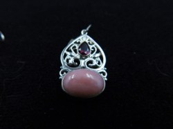 HIMALAYAN PIERCED PINK EARS